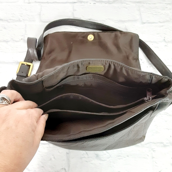 Mila Paoli dark brown leather crossbody bag - Picture 10 of 14